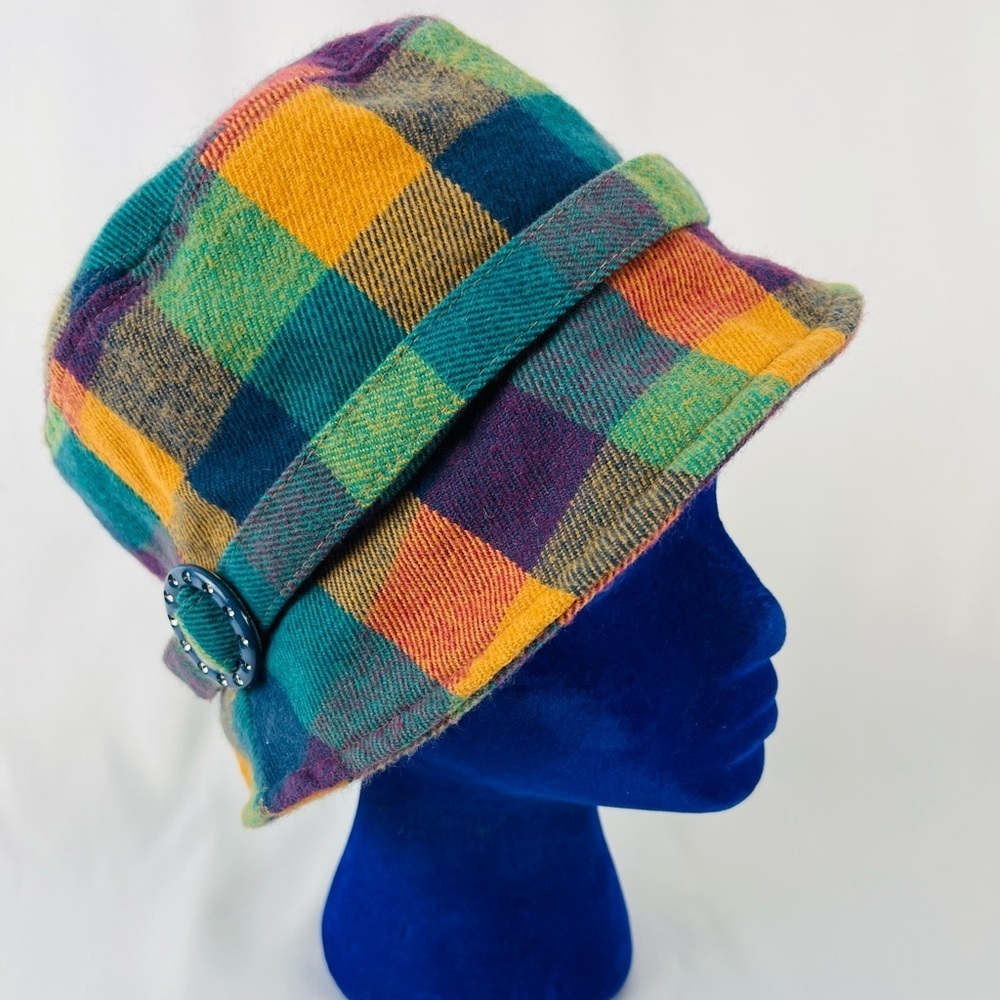Multicolor Plaid Cloche Hat with Decorative Button